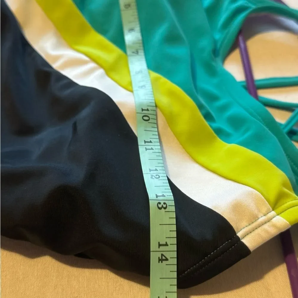 SPEEDO Women's Size 6 Active Diagonal Colorblock One Piece Swimsuit black green‎